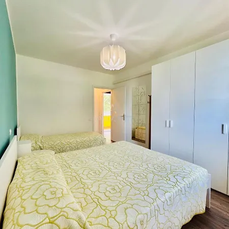 Mercury - Vista Con Piscina Appartement Sirmione