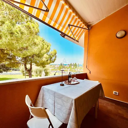 Mercury - Vista Con Piscina Appartement Sirmione